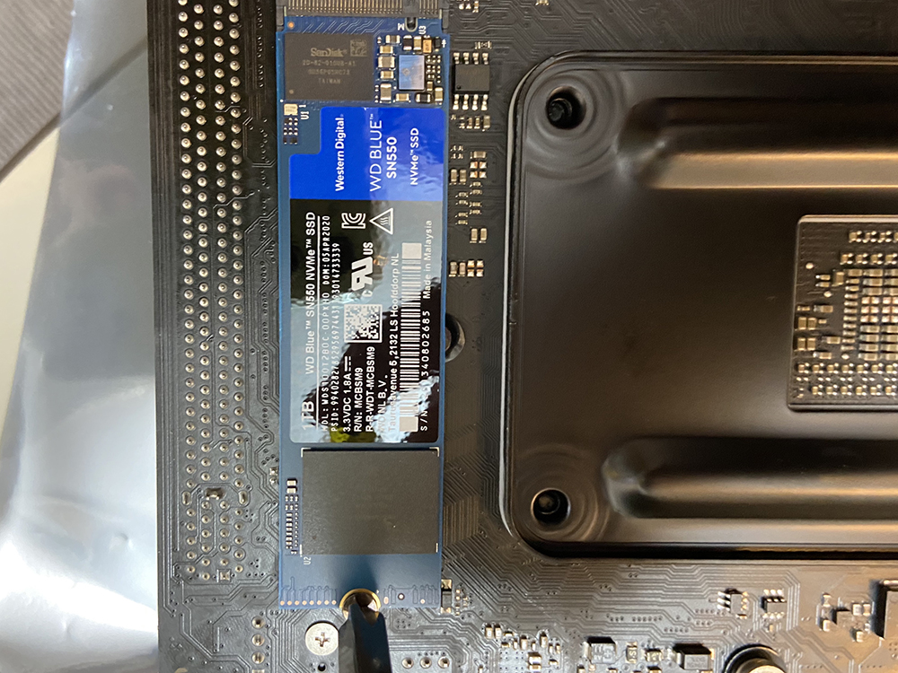  WD Western Digital 1T m.2 ssd