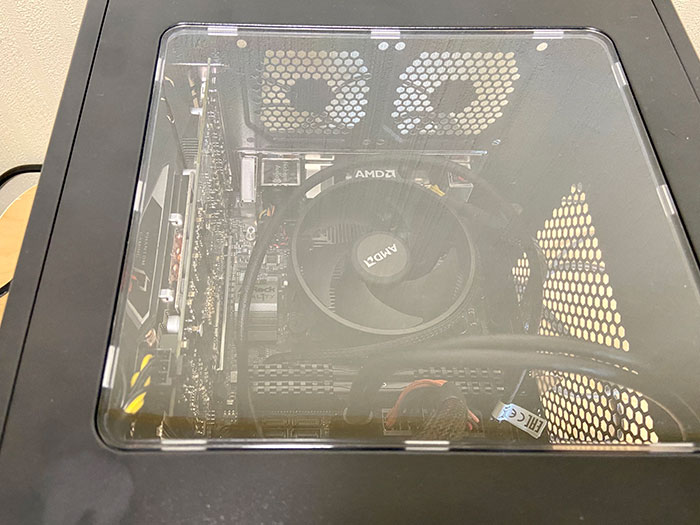 Thermaltake Core V1のケース