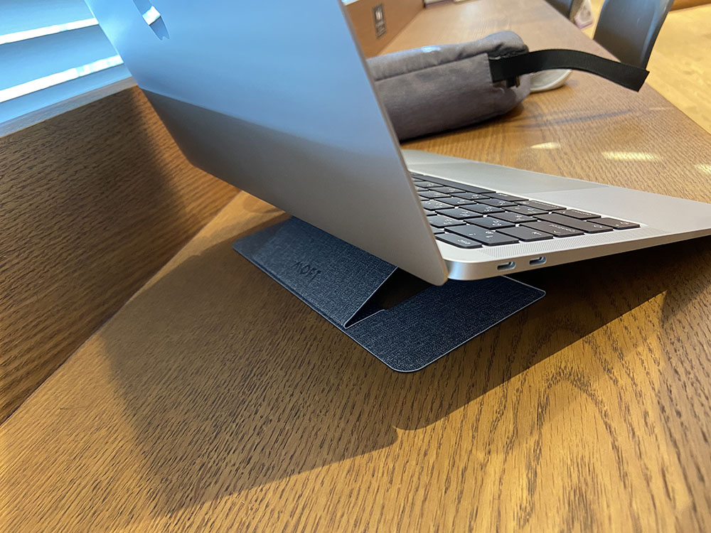 モフト　MOFTノートパソコンスタンド　M1 MacBookAir