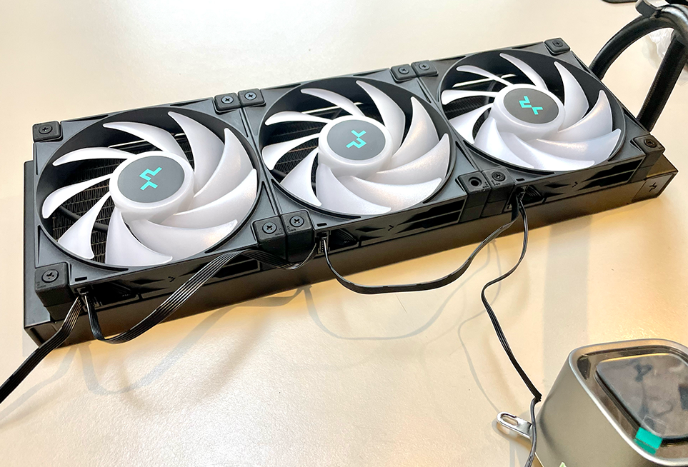 DeepCool LS720　簡易水冷　cpu冷却ファン