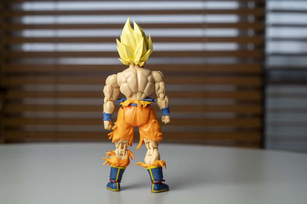 TAMASHII NATIONS S.H.フィギュアーツ ドラゴンボール スーパーサイヤ人孫悟空 -伝説のスーパーサイヤ人