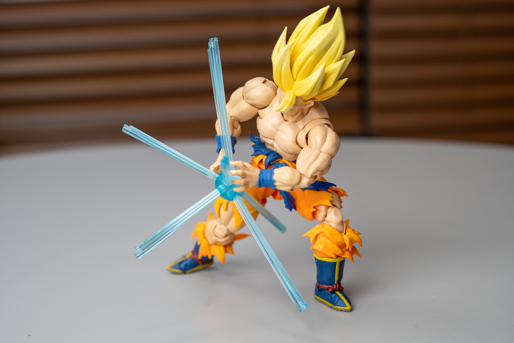 TAMASHII NATIONS S.H.フィギュアーツ ドラゴンボール スーパーサイヤ人孫悟空 -伝説のスーパーサイヤ人