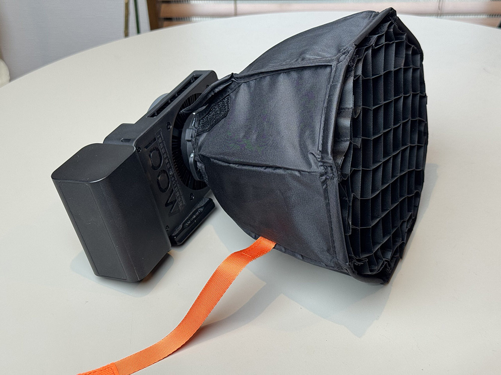 ZHIYUN ミニソフトボックス(ZY マウント) G60 、X 100/X60, Cinepeer CX100